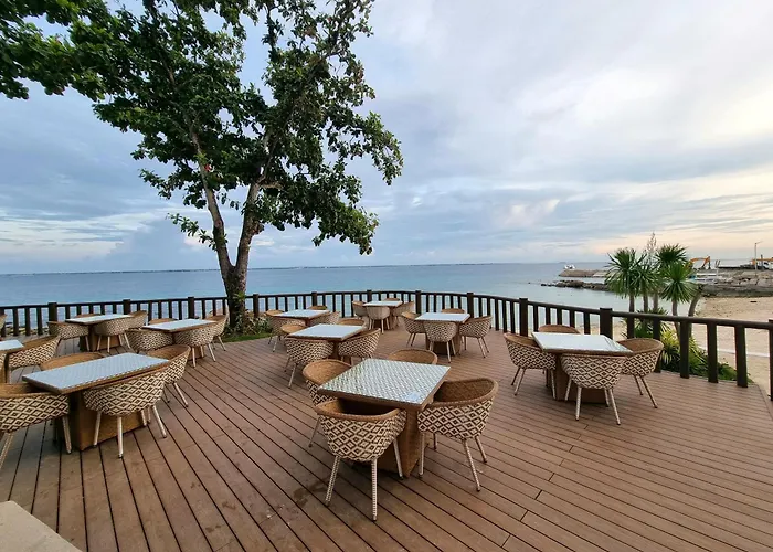 Aparthotel Mactan Newtown *